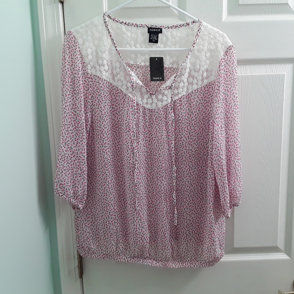 Torrid 00 Floral Boho Peasant Blouse NWT